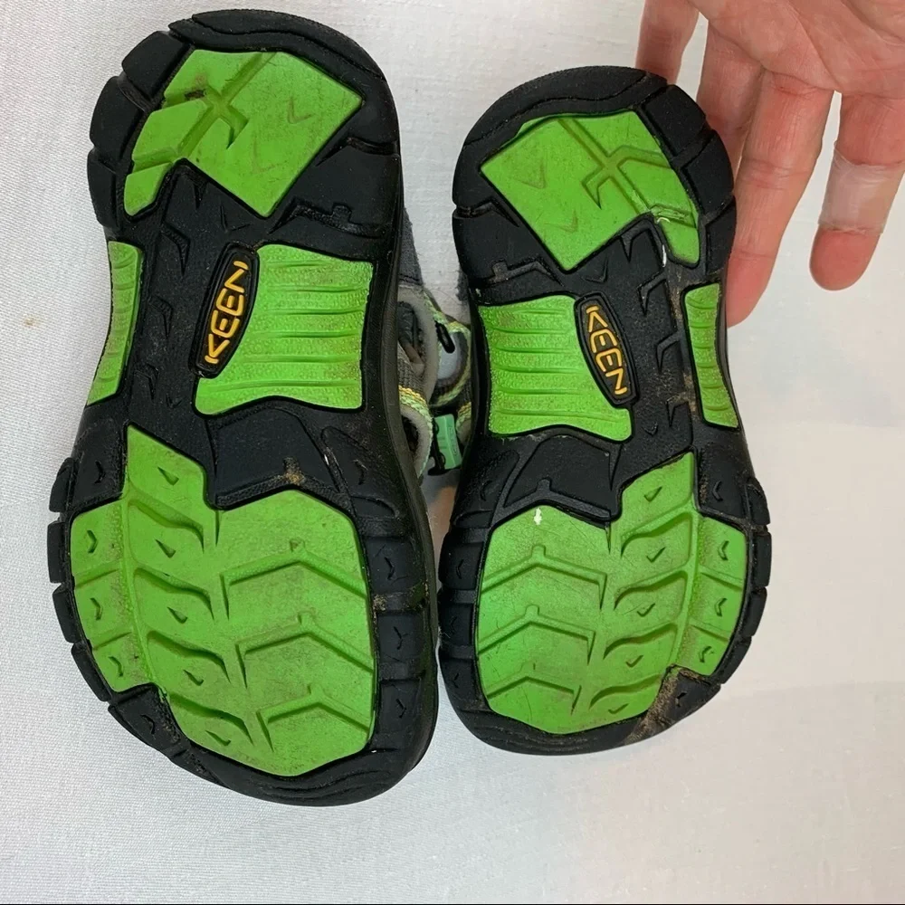 Keen Waterproof Little Boy Sz 12 Sandal